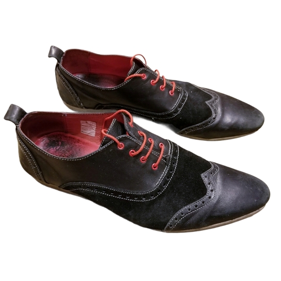 John Fluevog Other - John Fluevog Perforated Leather Oxford Shoes